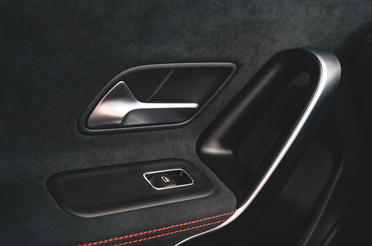 Mercedes Benz A Class RT doorhandle