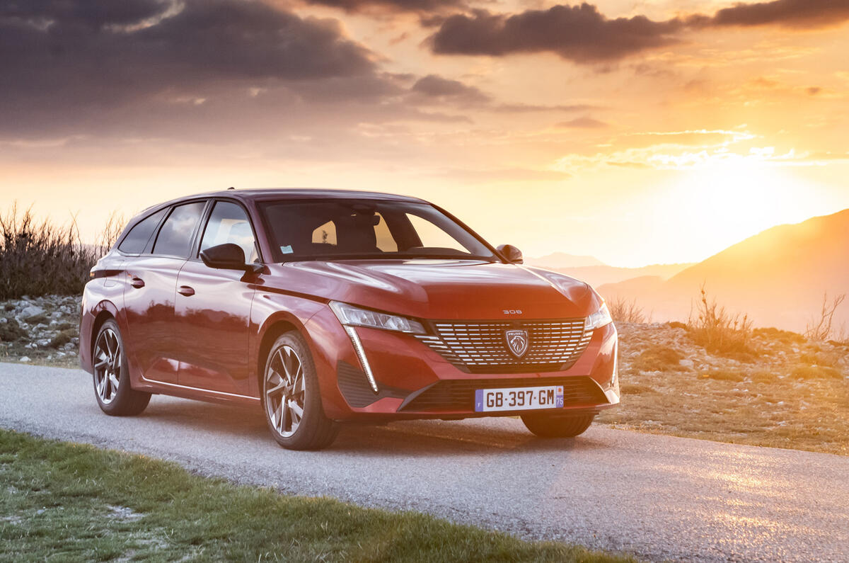 18 Peugeot 308 SW 2021 first drive static front 18 Peugeot 308 SW 2021 first drive static front