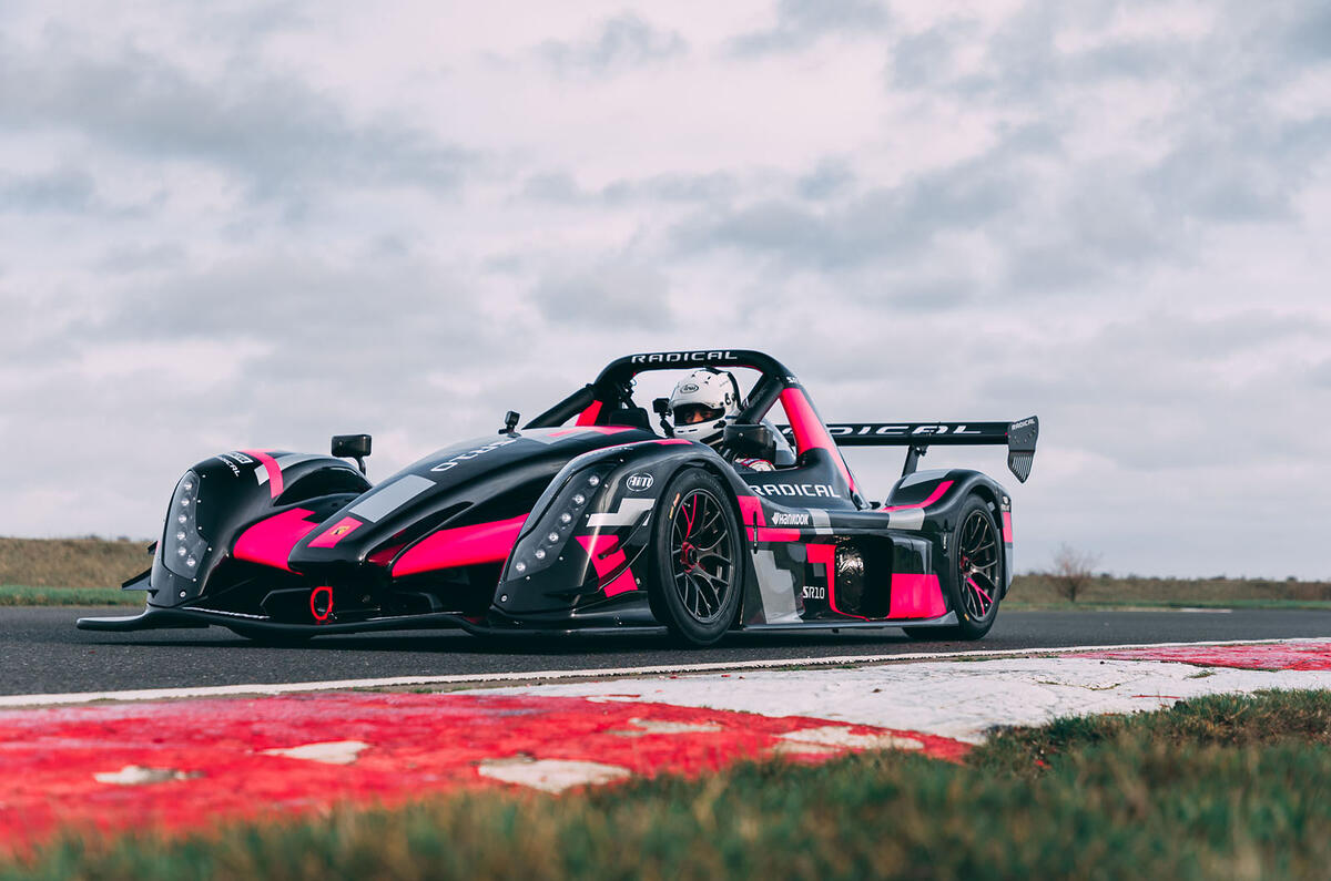 18 radical sr10 2020 uk fd static front 18 radical sr10 2020 uk fd static front