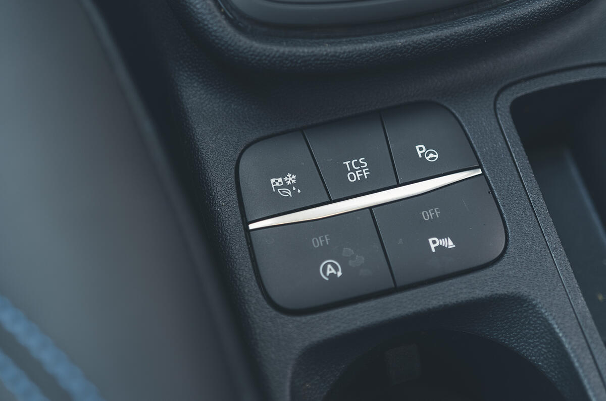 18 Ford Fiesta Active buttons 18 Ford Fiesta Active buttons