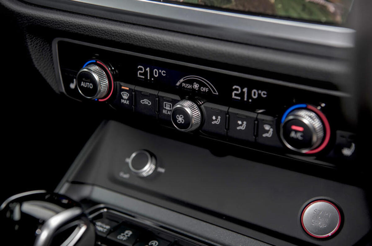 Audi RS Q3 2020 road test review - climate control