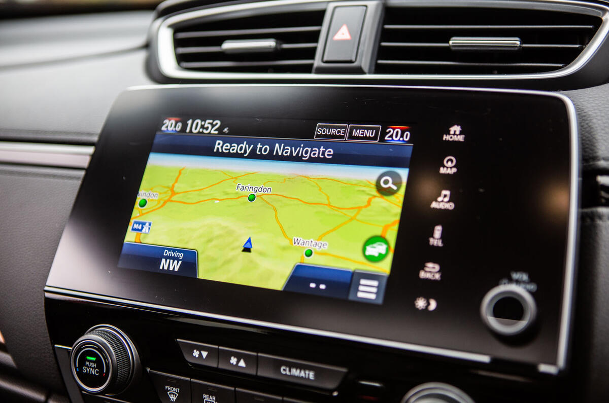 Honda CR-V 2018 road test review - satnav