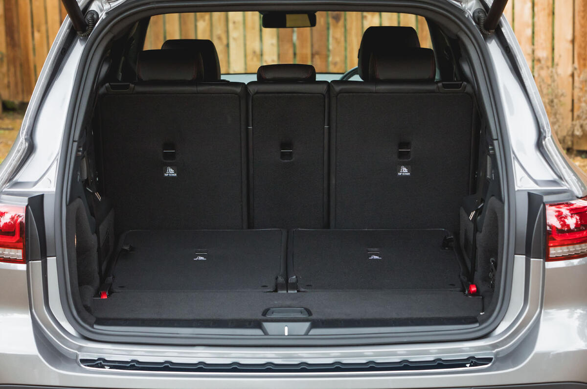 Mercedes-Benz GLB 2020 road test review - boot