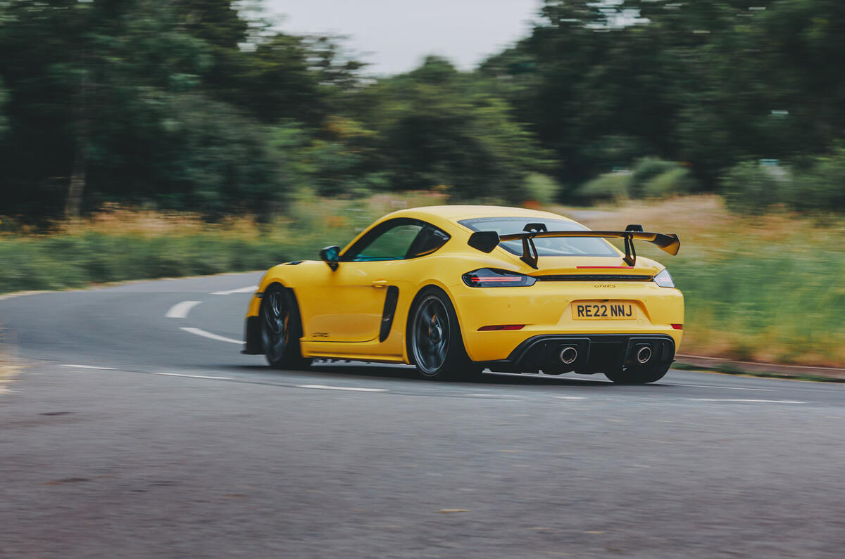 19 Porsche Cayman GT4 RS RT 2022 rear cornering