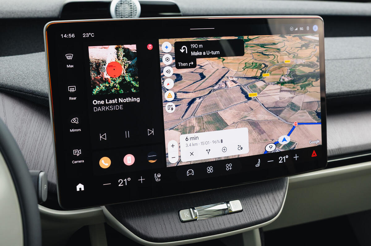 19 Volvo EX60 autocar road test review infotainment