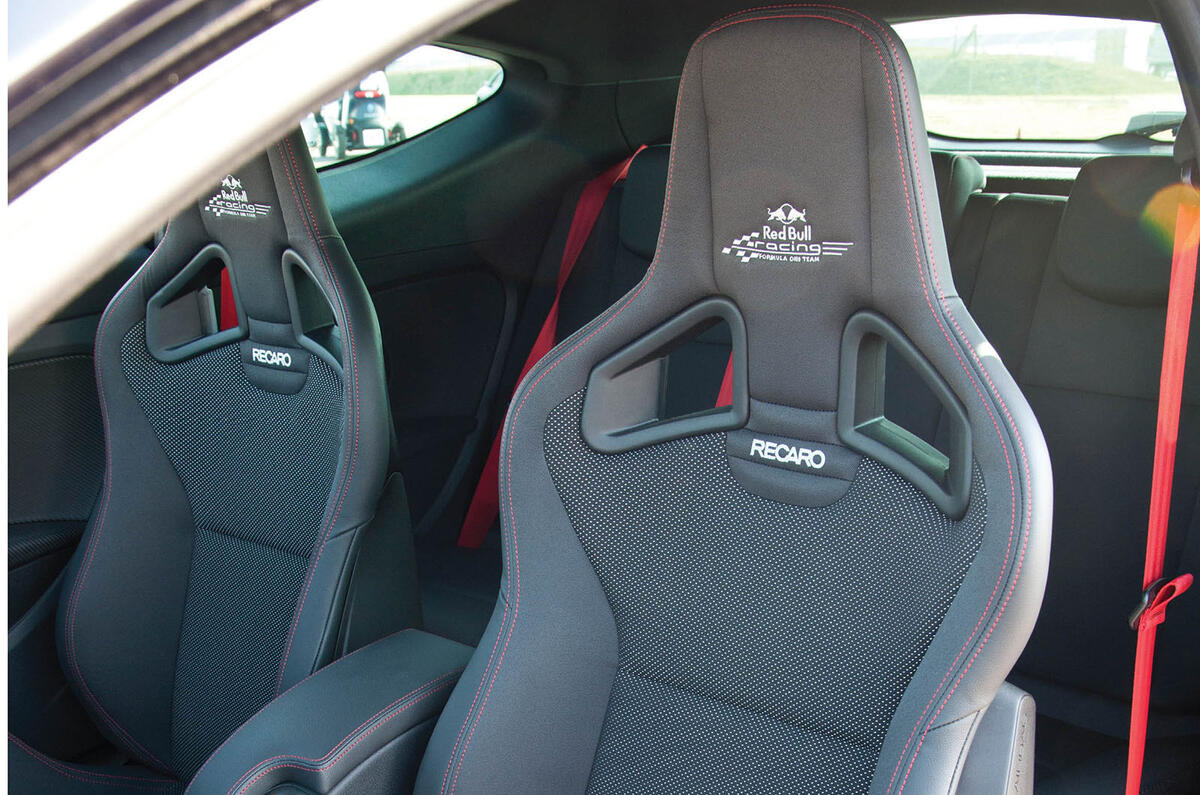 Renault reveals new Clio and Megane performance models