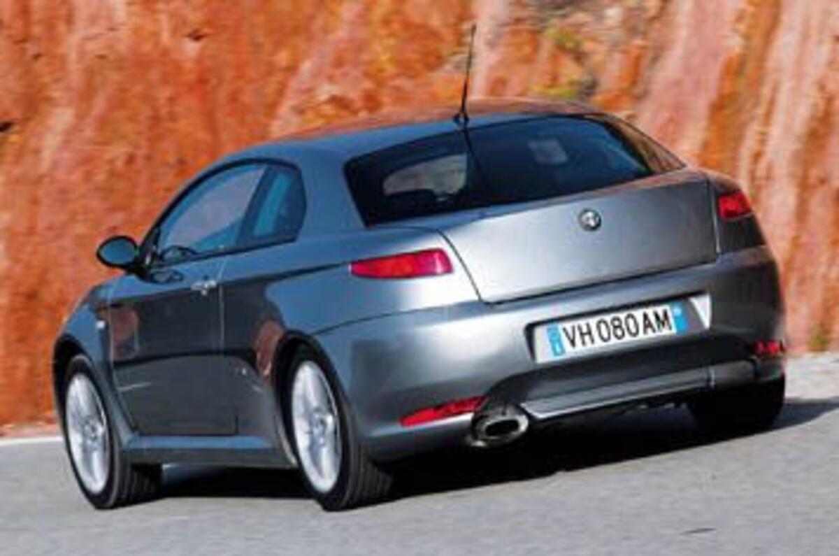 Alfa Romeo Gt 1 9 Jtd Review Autocar