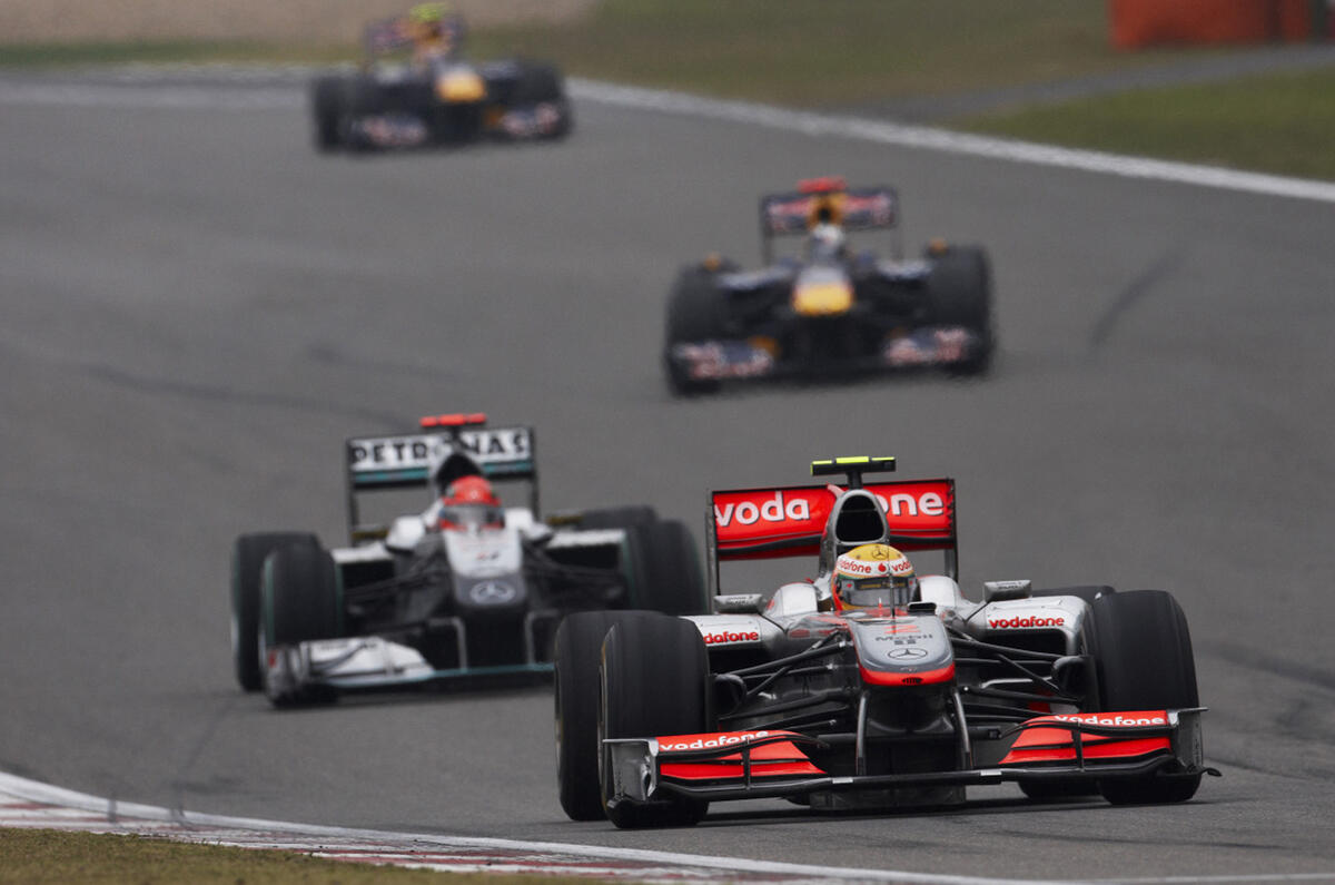 Button wins Chinese GP - pics