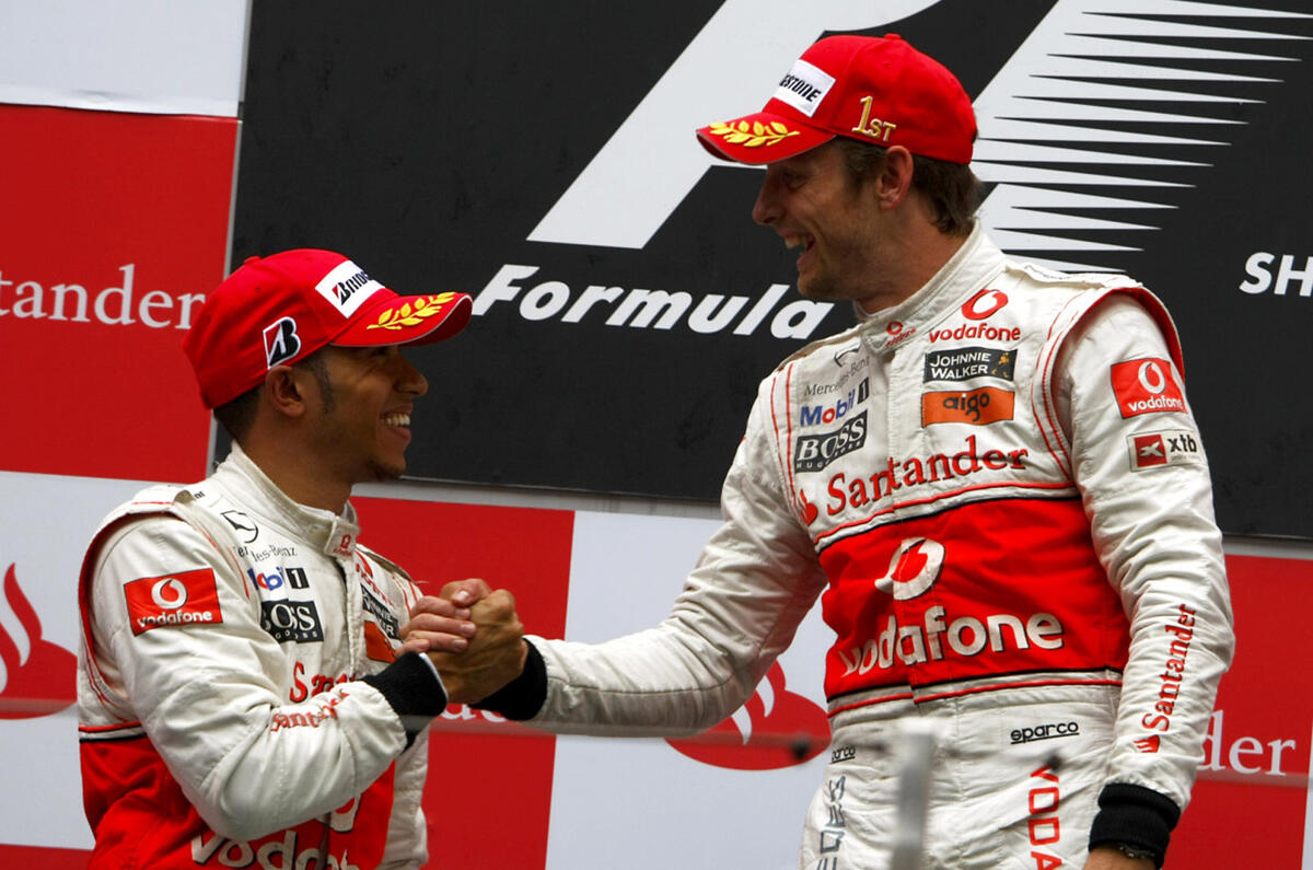 Button wins Chinese GP - pics