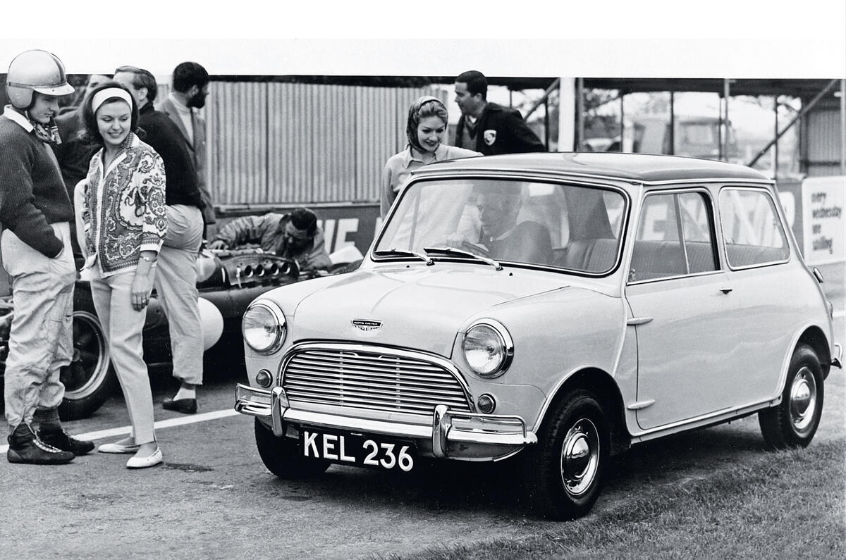 no title Fifty-five years of Mini - picture special