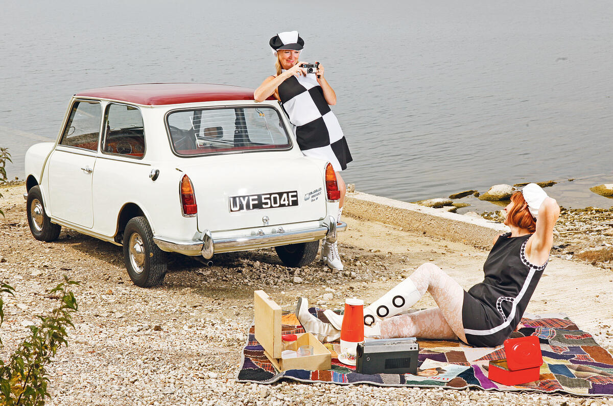 no title Fifty-five years of Mini - picture special