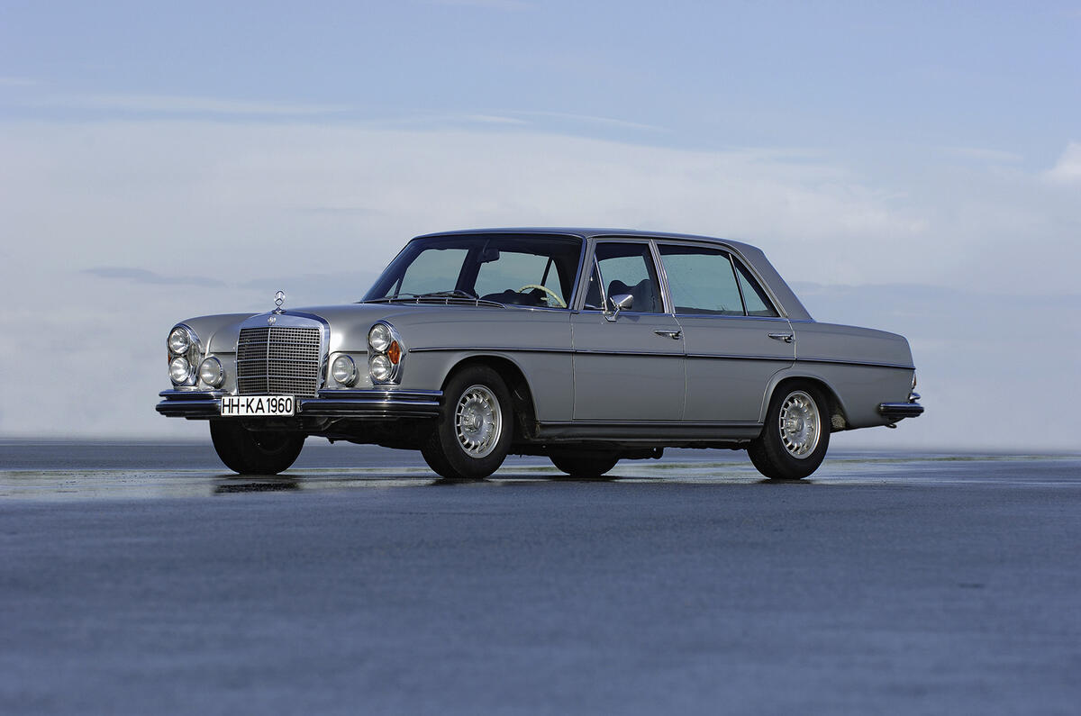 no title History of the Mercedes S-class - picture special