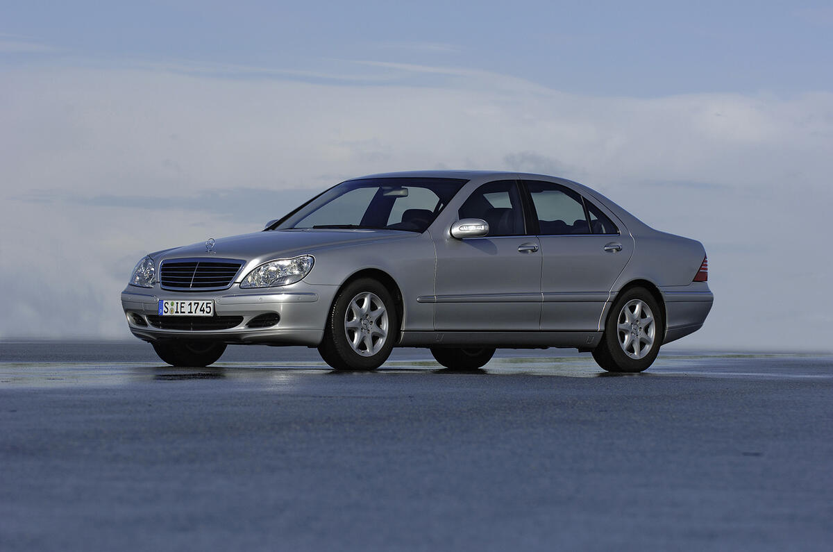 no title History of the Mercedes S-class - picture special