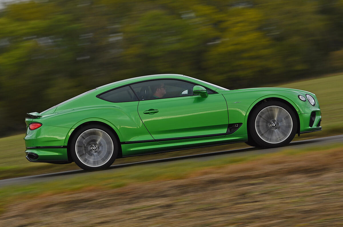 2 Bentley Continental GT Speed 2022 road test side pan 2 Bentley Continental GT Speed 2022 road test side pan