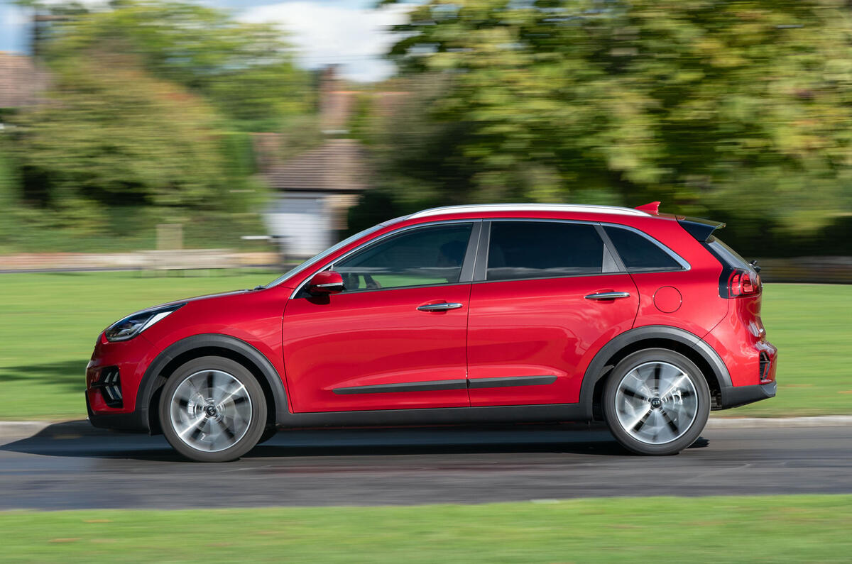 2 Kia Niro 2021 road test review hero side