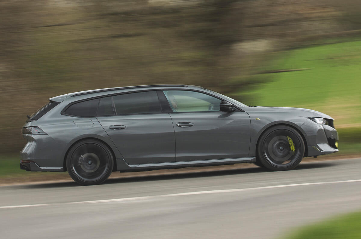 2 Peugeot 508 PSE SW 2021 RT hero side