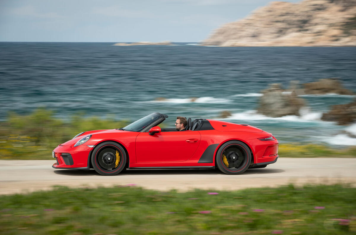 Porsche 911 Speedster 2019 review - hero side