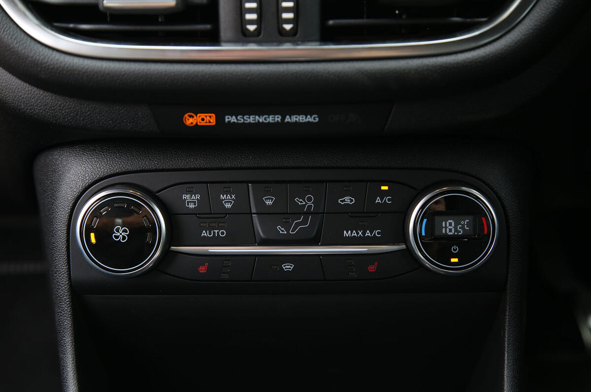 Ford Fiesta ST 2018 road test review climate controls
