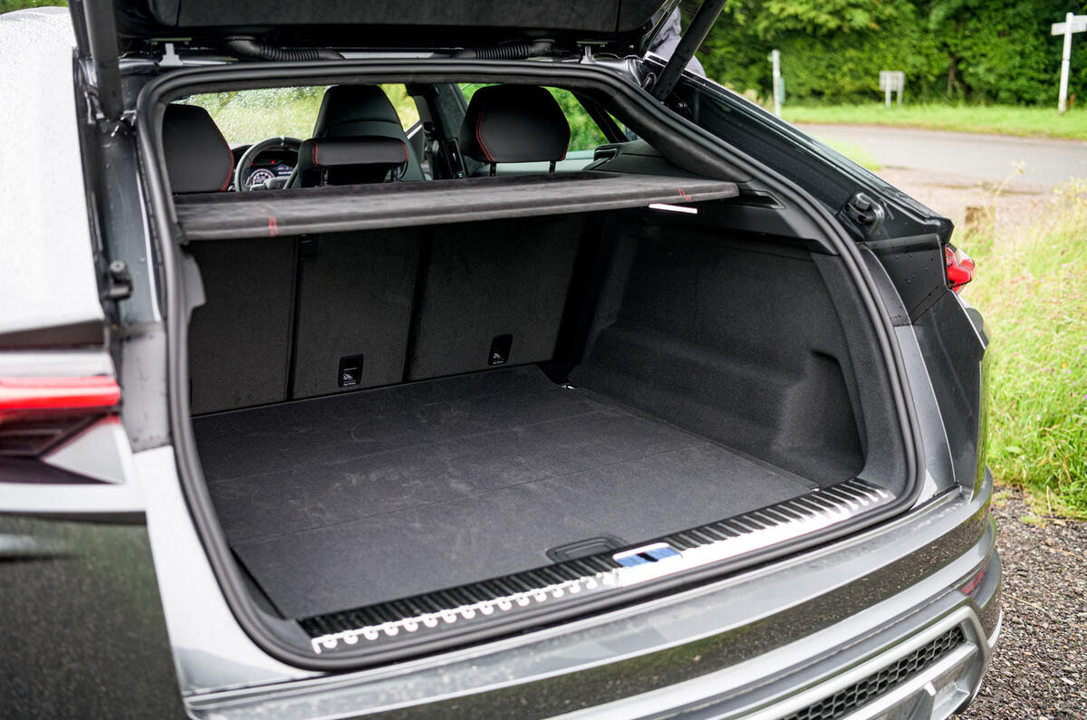 Lamborghini Urus 2019 road test review - boot