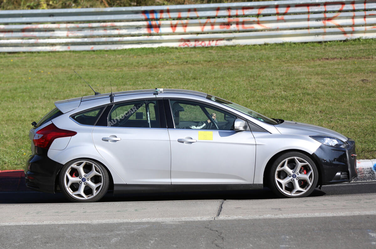 no title 2015 Ford Focus ST - first pictures