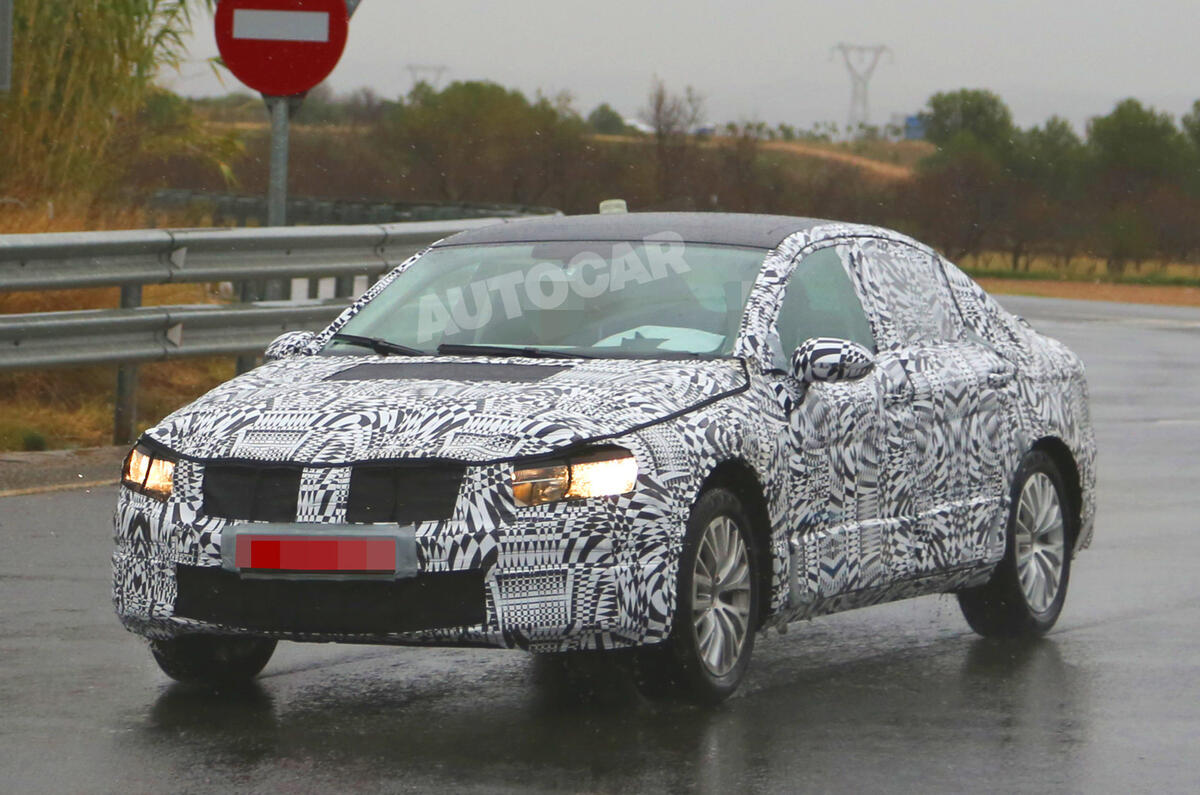 New Volkswagen Passat spotted - first pictures