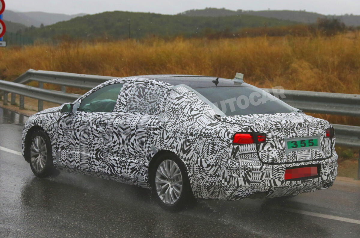 no title New Volkswagen Passat spotted - first pictures