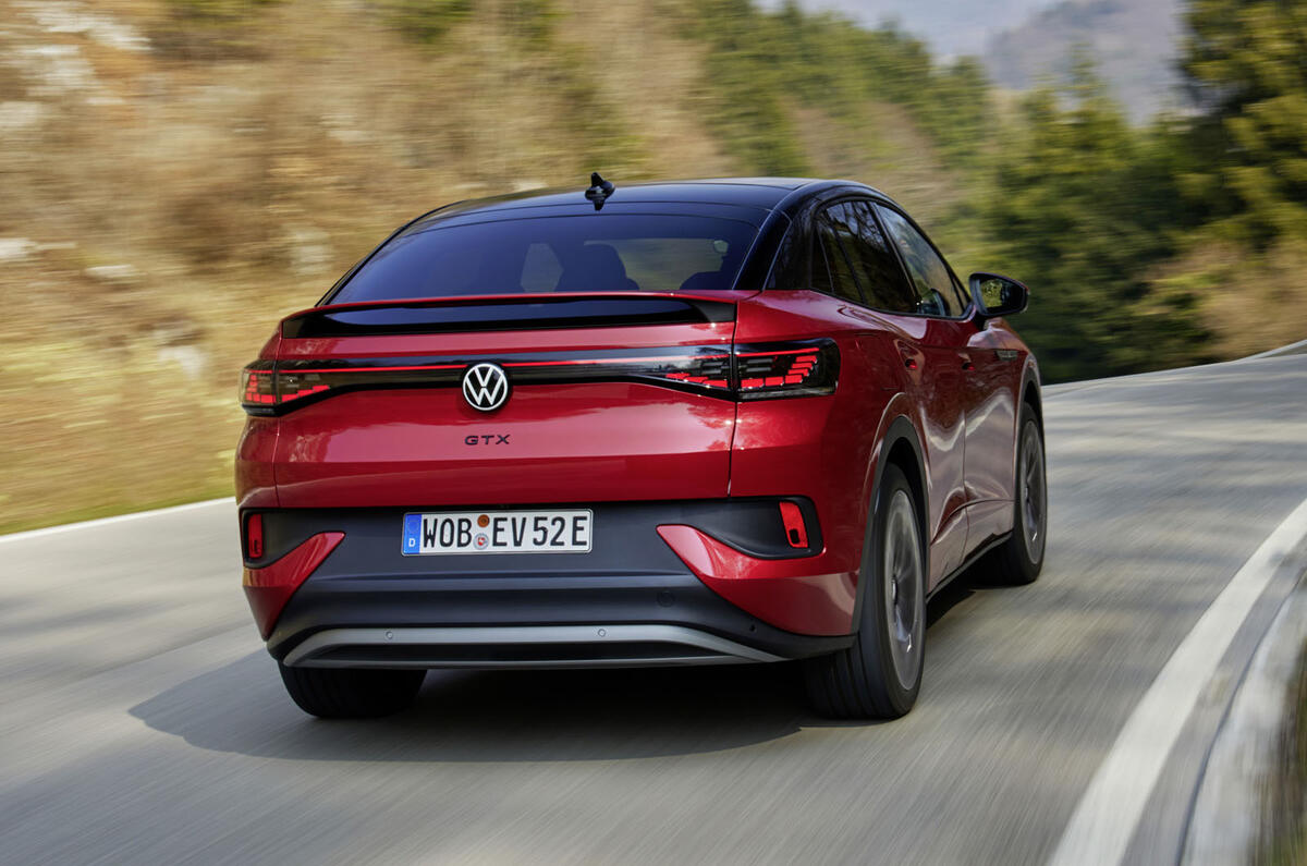 2022 Volkswagen ID 5 GTX rear cornering