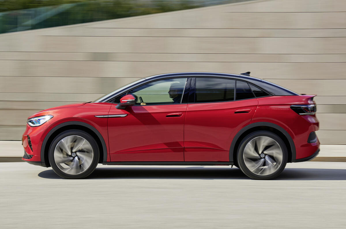 2022 Volkswagen ID 5 GTX side