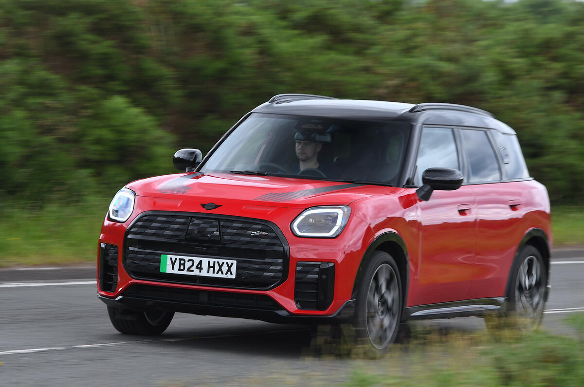 2024 Mini Countryman front grass 2024 Mini Countryman front grass