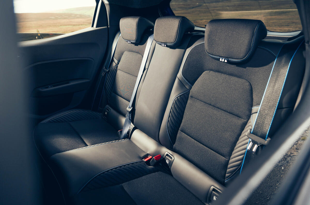 2024 Renault Clio rear seats