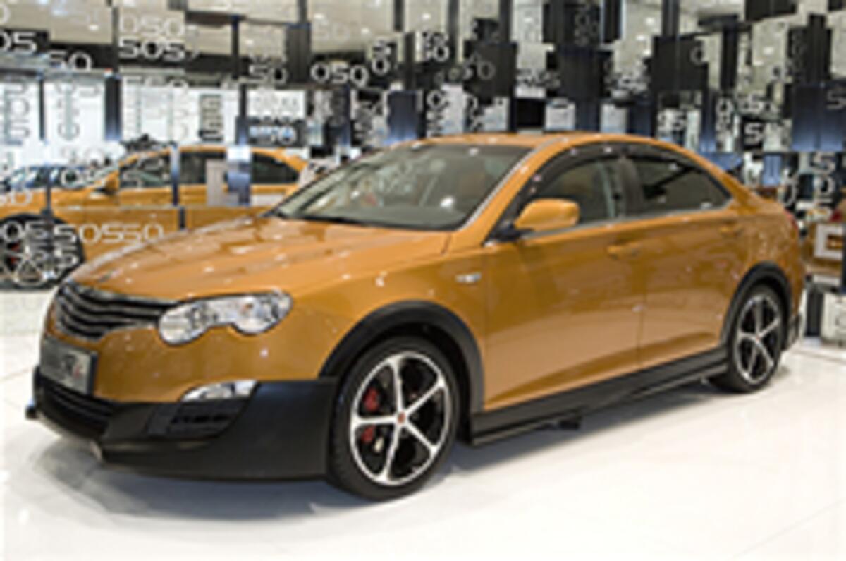 SAIC shows hot Roewe 550RS