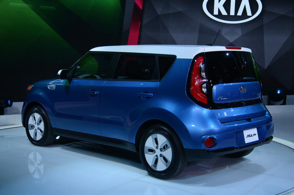 Wraps come off the Kia Soul EV at Chicago motor show