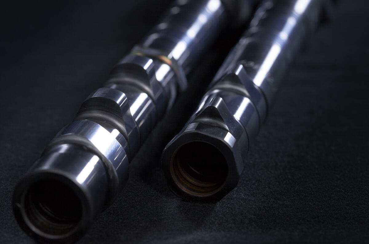 Peugeot 208 Hybrid FE revealed