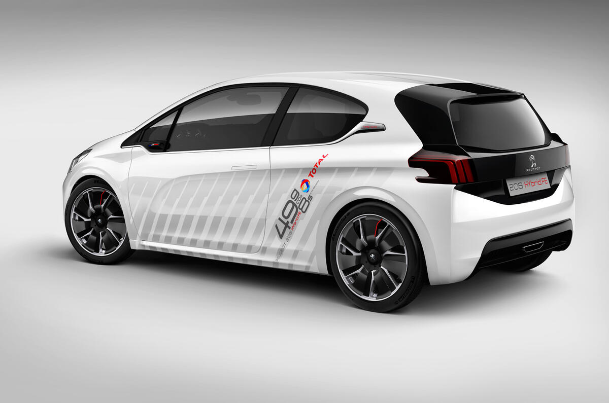Peugeot 208 Hybrid FE revealed