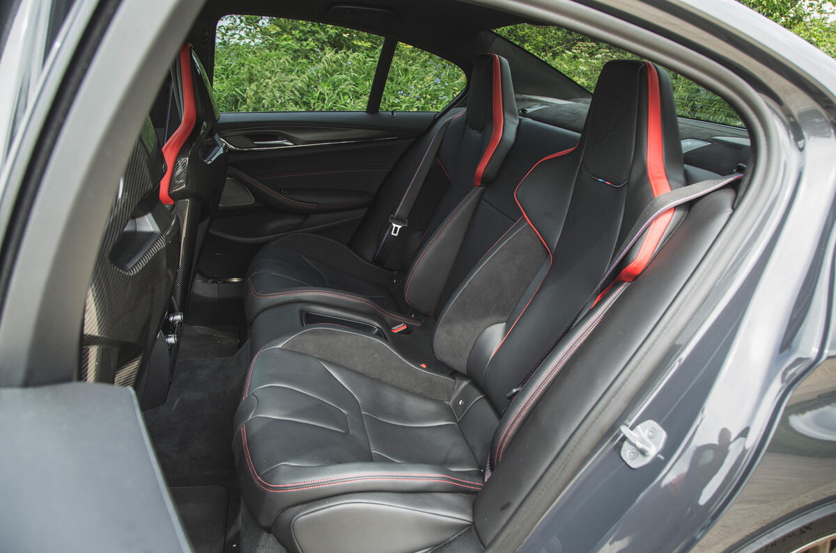 21 BMW M5 CS 2021 RT rear seats 21 BMW M5 CS 2021 RT rear seats