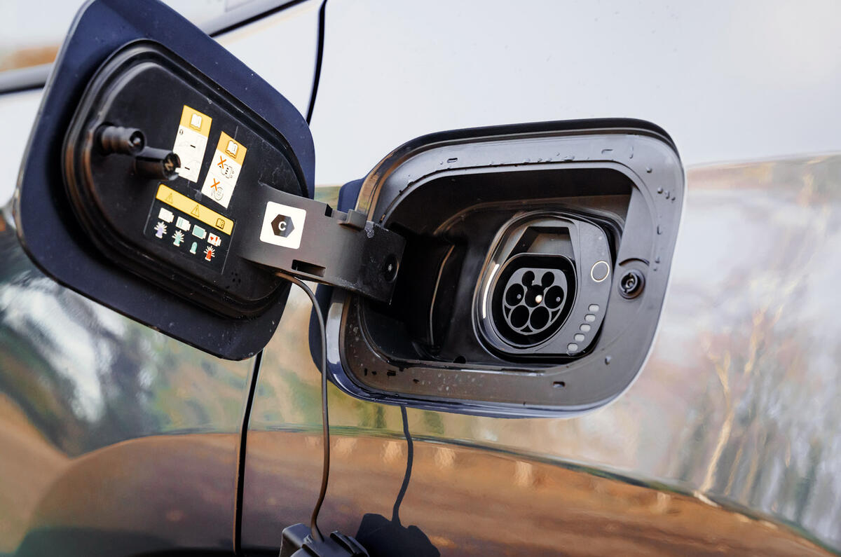 21 Jeep Compass 4xe 2022 road test review charging port 21 Jeep Compass 4xe 2022 road test review charging port