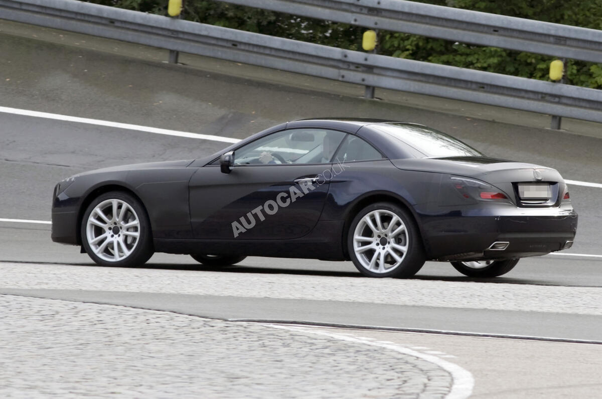 Mercedes SL - latest spy pics