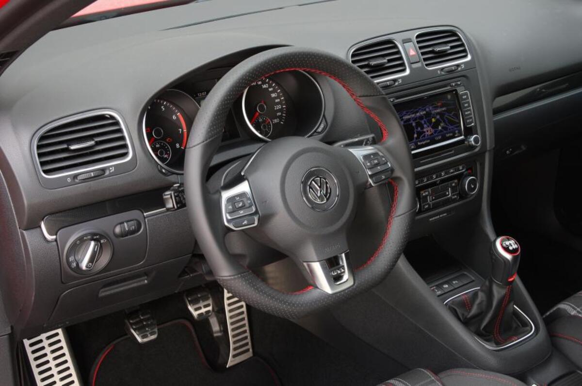 Golf GTI Edition 35 interior