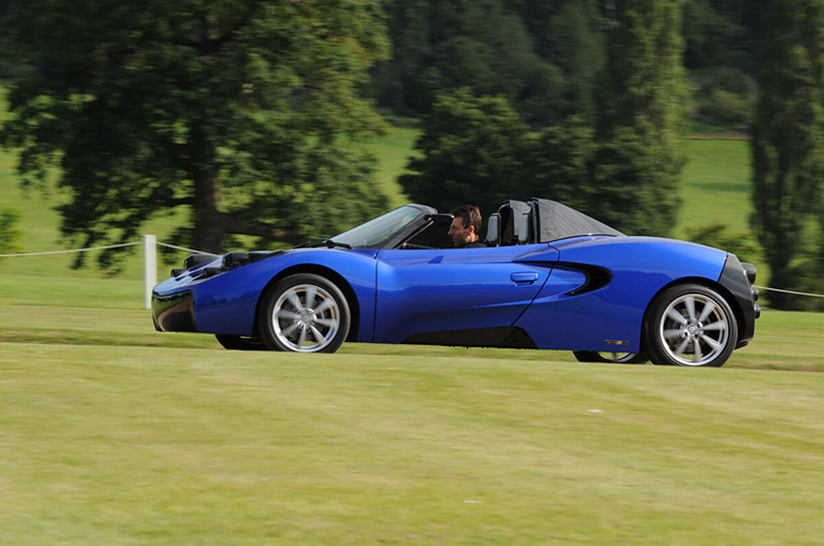 Murray's sports car - new pics