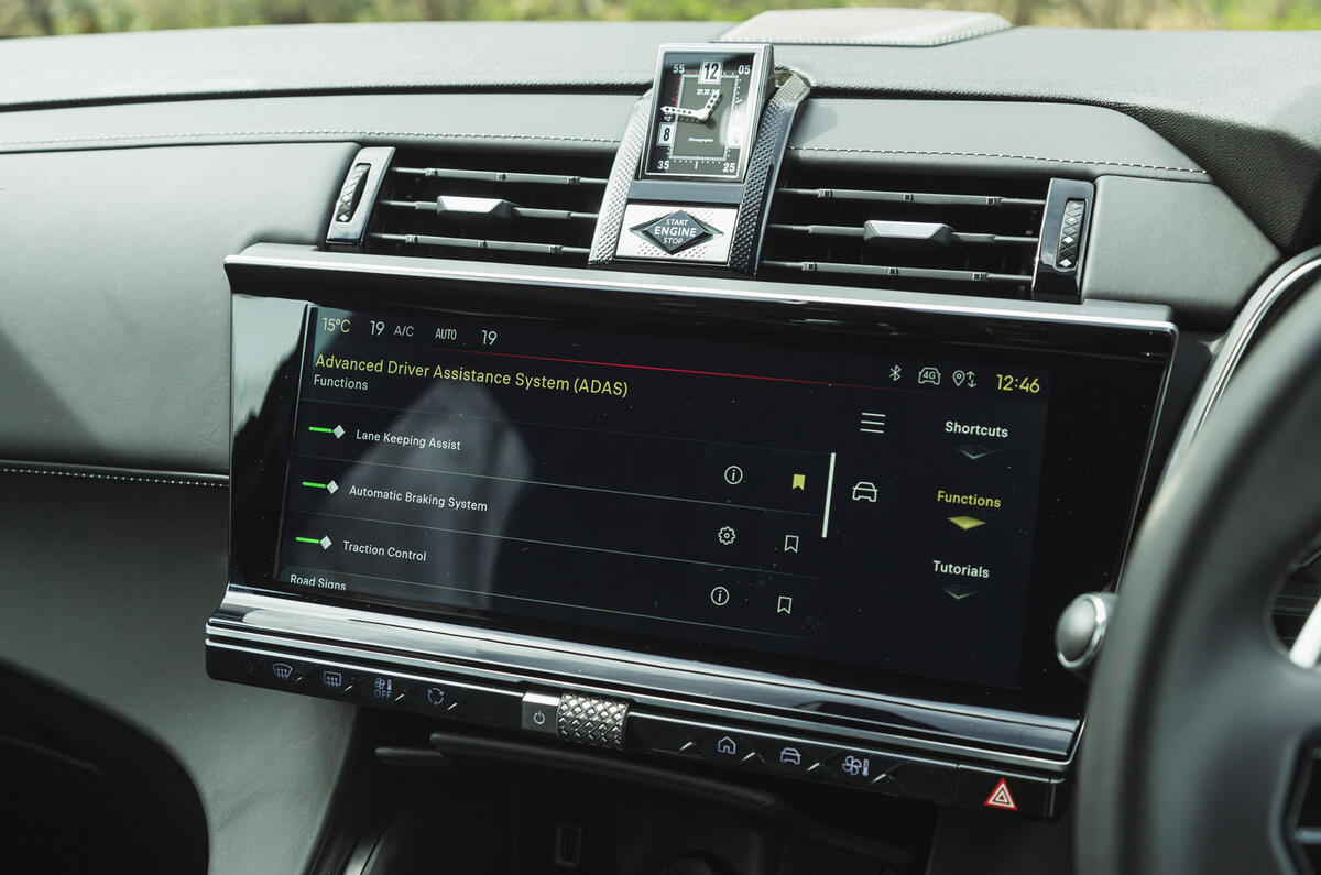 22 DS 7 E Tense 4x4 360 2023 RT assisted driving 1