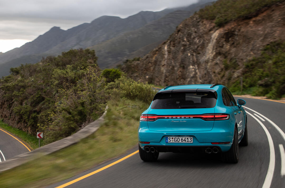Porsche Macan Turbo 2019 road test review - cornering rear