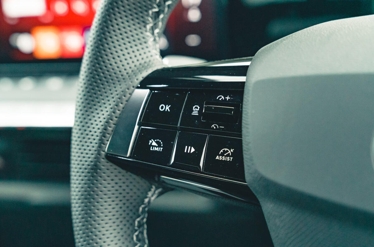 22 Vauxhall Opel Astra RT 2022 assisted driving