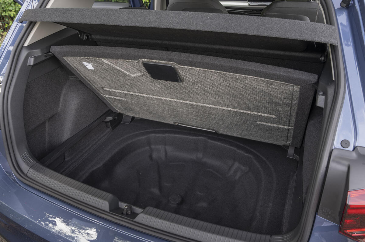 22 Volkswagen Golf Mk85 2024 review underfloor storage