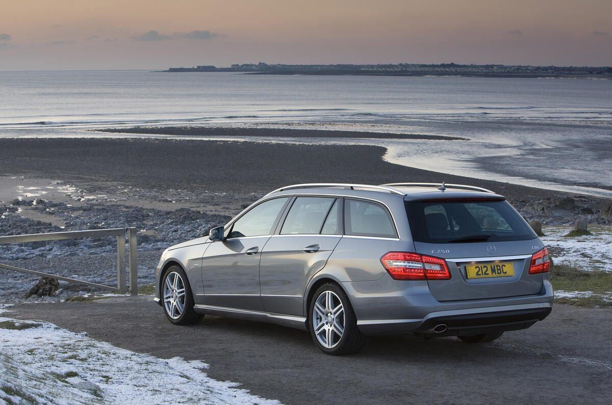 221010538525601600x1060