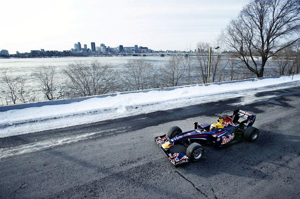 Red Bull F1 car on ice: pics
