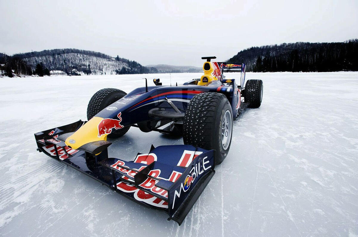 Red Bull F1 car on ice: pics