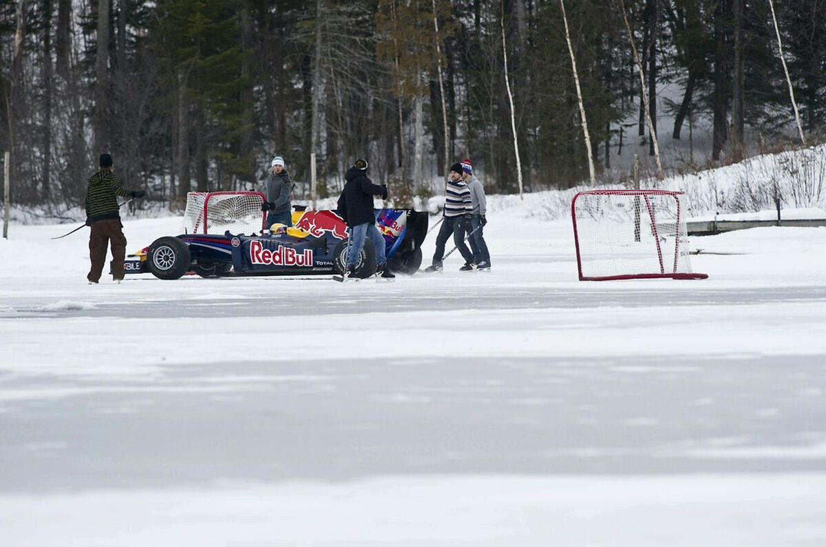 Red Bull F1 car on ice: pics