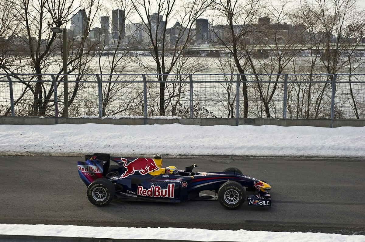 Red Bull F1 car on ice: pics