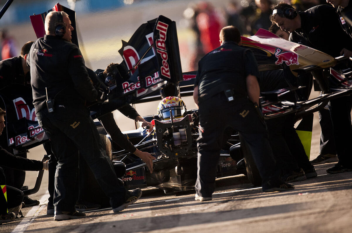 Button tops latest F1 test