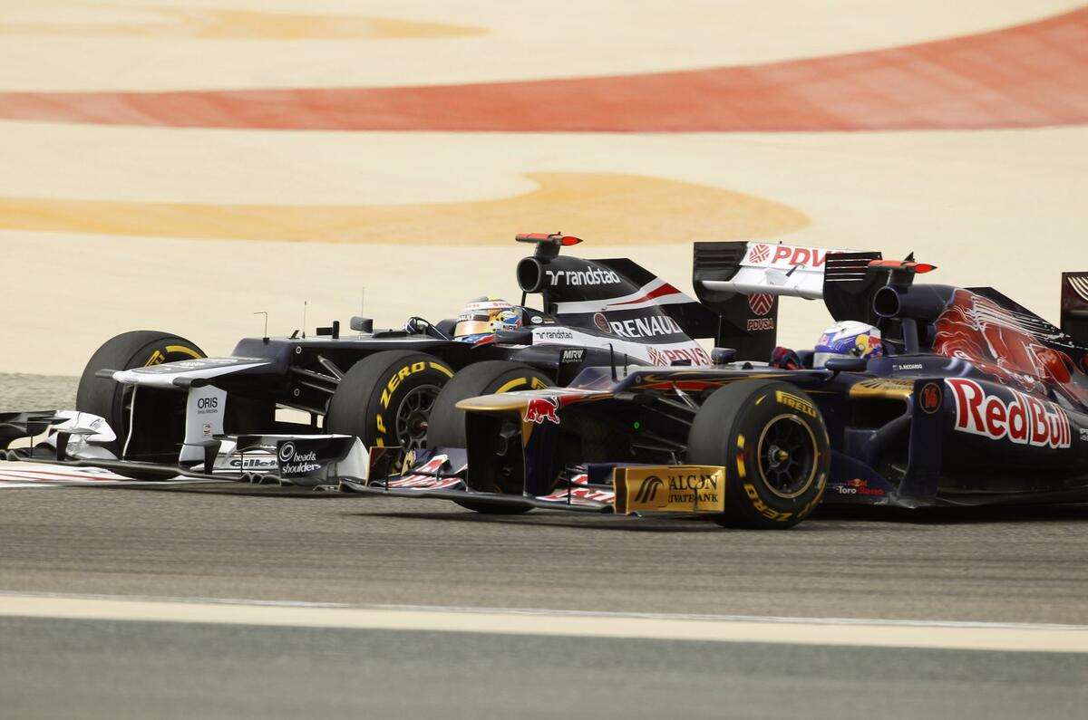 Sebastian Vettel wins in Bahrain